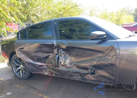 2017 Dodge Charger Sxt Rwd z USA, uszkodzony, nr VIN 2C3CDXHG0HH562794